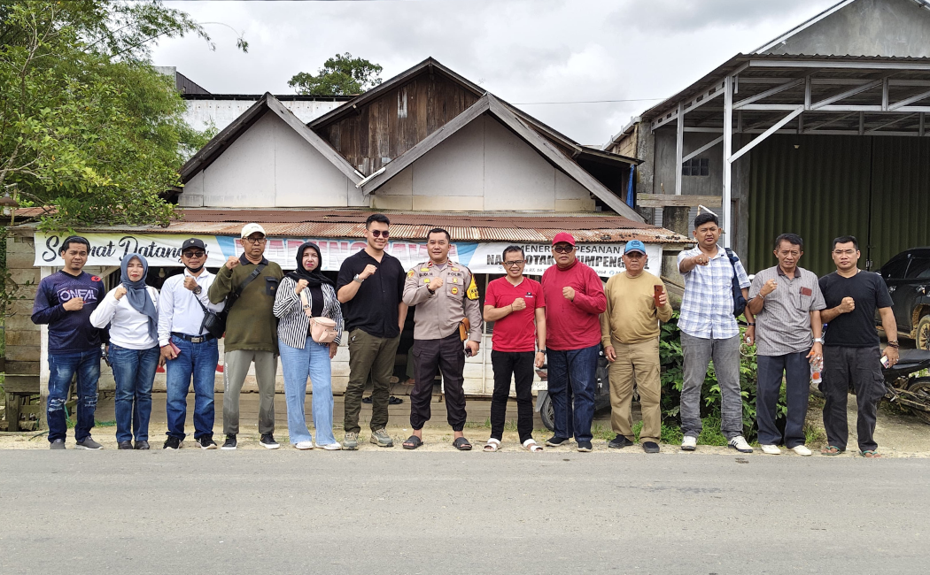 KUNJUNGAN PT. SATRIA NUSATAMA PERMATA KE LOKASI PT. MITRA LOGAM KALIMANTAN 